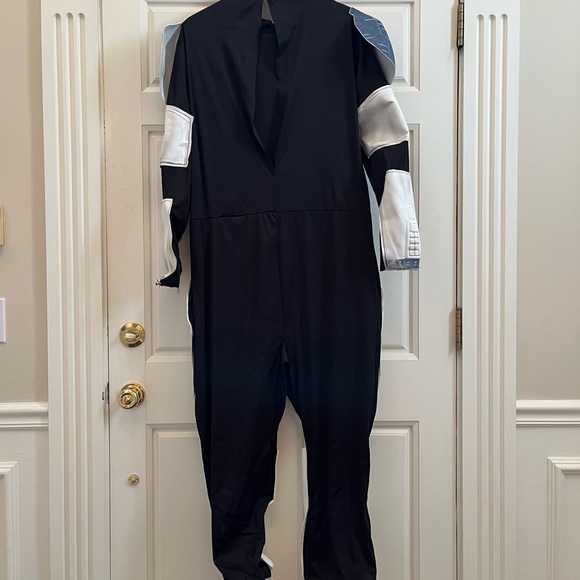 Halloween Costume Star Wars Storm Trooper jumpsuit - Picture 8 of 8